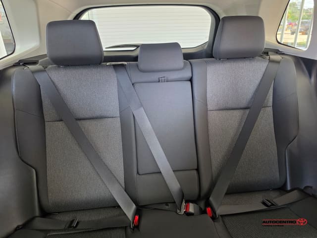 Toyota RAV4 LE 2026