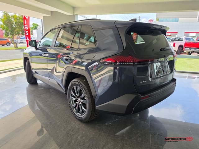 Toyota RAV4 XLE Premium 2026