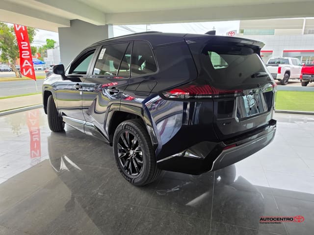 Toyota RAV4 SE 2026