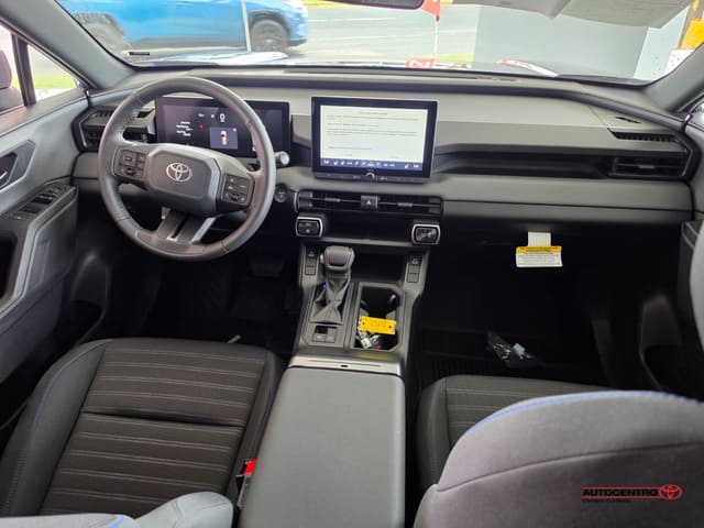 Toyota RAV4 SE 2026