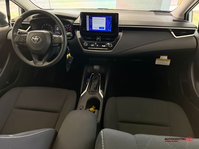 Toyota Corolla LE 2025