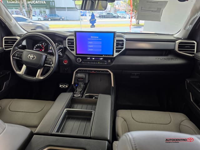 Inventario Usados 95 Toyota Tundra 4WD SR5 2022