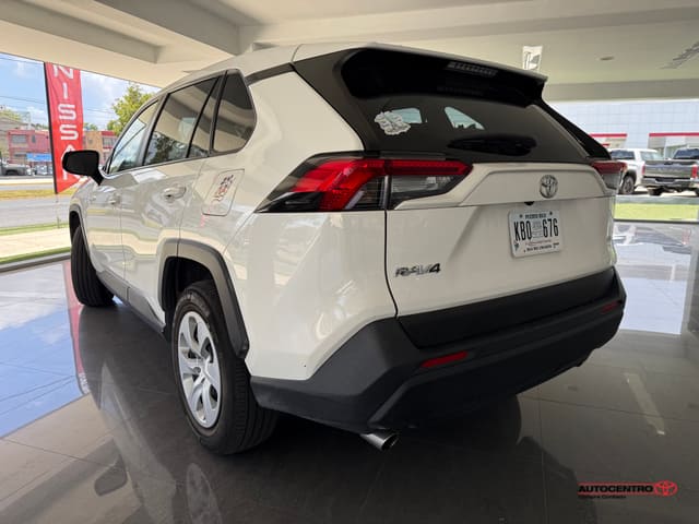 Inventario Usados 38 Toyota RAV4 LE 2023