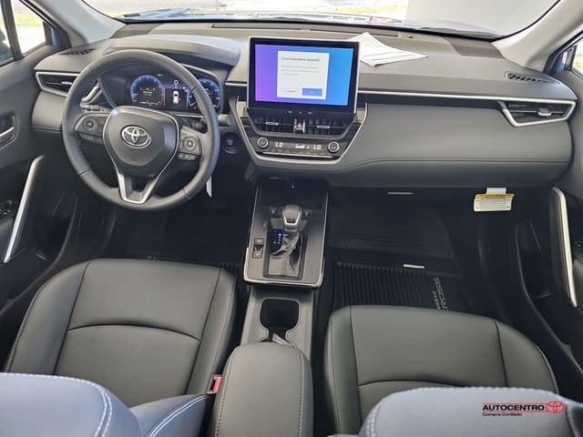 Toyota Corolla Cross XLE 2026