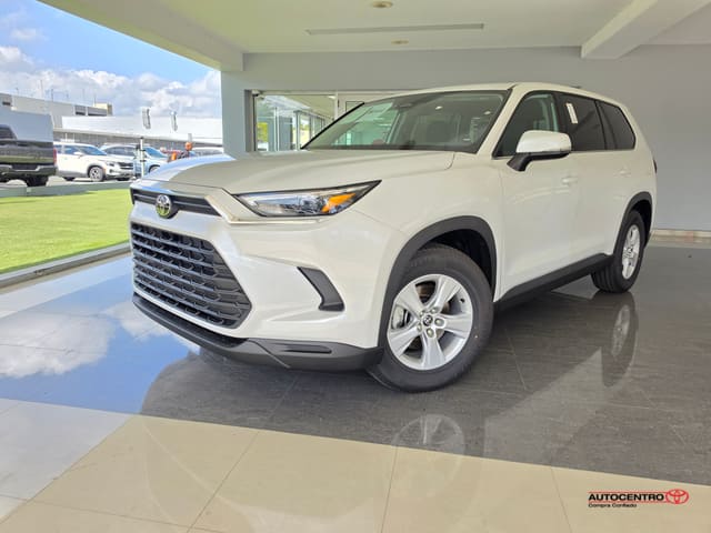 Inicio 105 Toyota Grand Highlander LE 2026