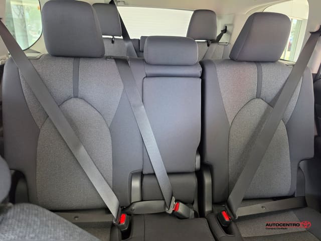 Inicio 107 Toyota Grand Highlander LE 2026