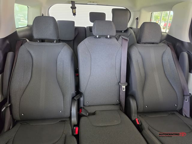 Inventario Usados 74 Kia Carnival LX 2023