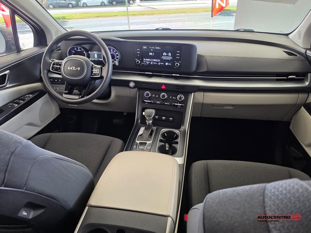 Inventario Usados 75 Kia Carnival LX 2023