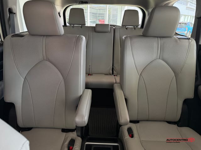 Inventario Usados 49 Toyota Grand Highlander Limited 2024