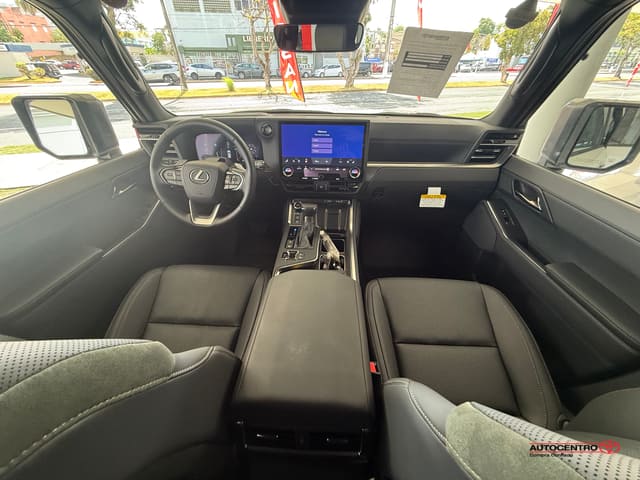 Lexus GX 2026