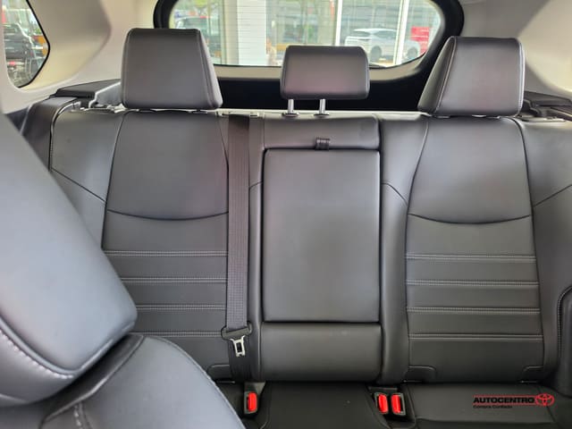 Inventario Usados 8 Toyota RAV4 XLE Premium 2025