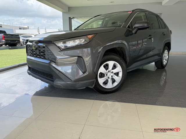 Toyota RAV4 LE 2021