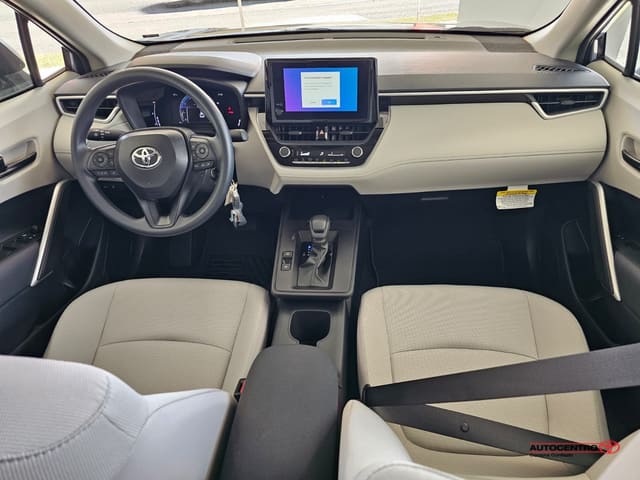 Toyota Corolla Cross L 2026