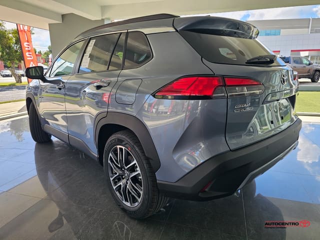 Toyota Corolla Cross XLE 2026