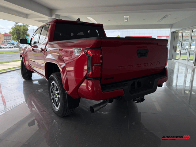 Toyota Tacoma 2WD SR5 2026