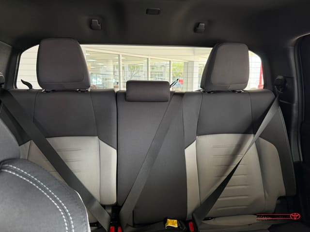 Toyota Tacoma 4WD SR5 2026