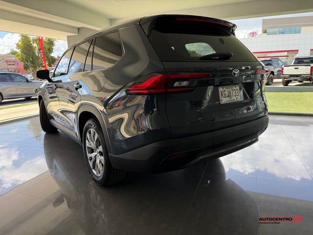 Toyota Grand Highlander Limited 2024