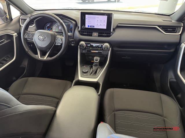 Inventario 65 Toyota RAV4 2024