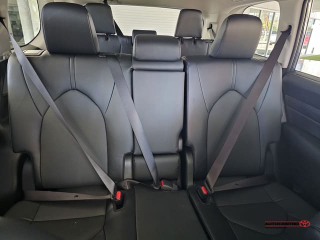 Inventario 34 Toyota Grand Highlander XLE 2026