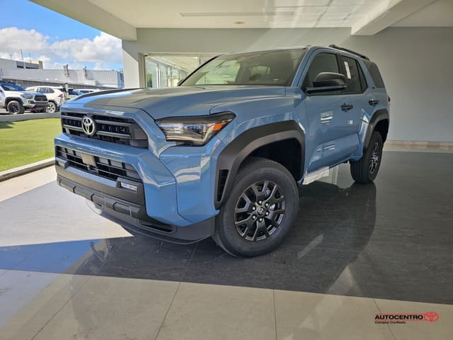 Toyota 4Runner SR5 2026