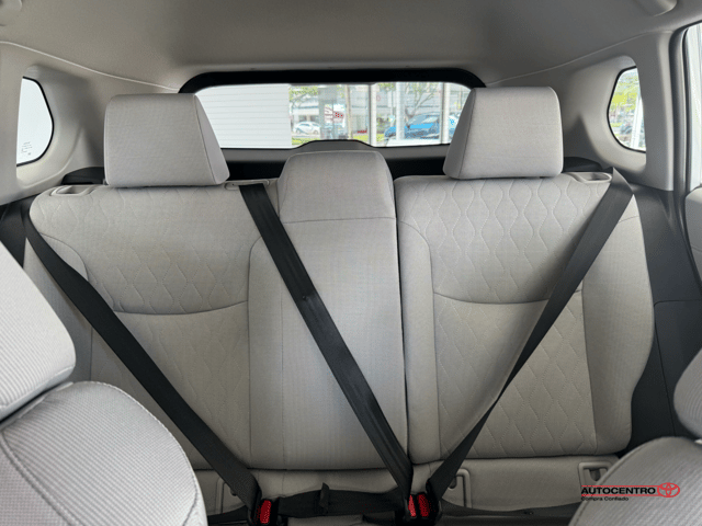 Inventario 8 Toyota Corolla Cross L 2026