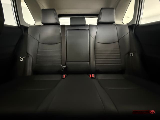 Toyota RAV4 XLE Premium 2025