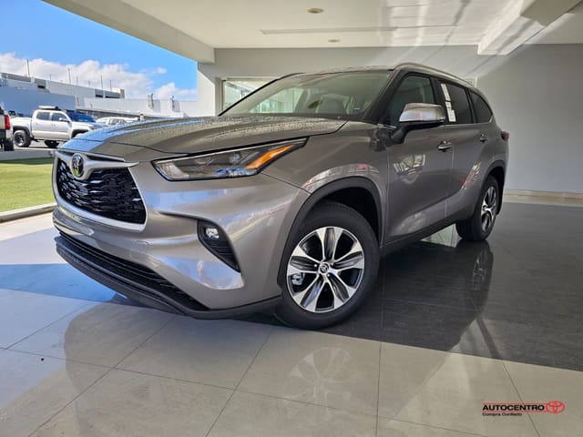 Inventario Nuevos 11 Toyota Highlander Hybrid XLE 2026