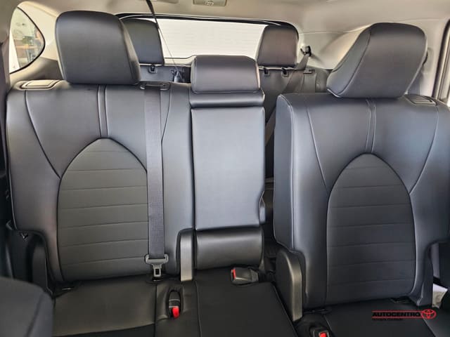 Inventario Nuevos 13 Toyota Highlander Hybrid XLE 2026