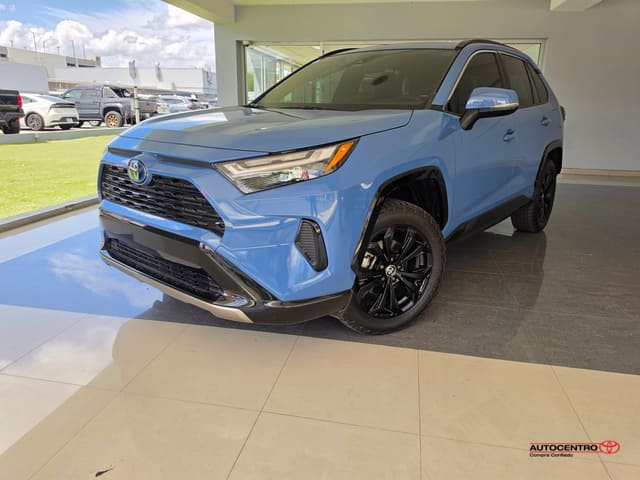 Toyota RAV4 SE 2023