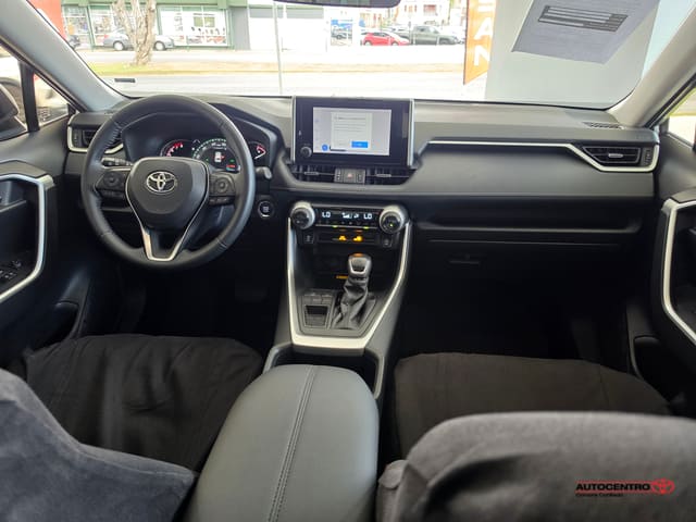 Toyota RAV4 XLE Premium 2025