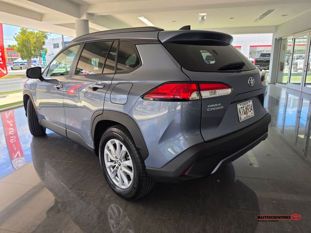 Toyota Corolla Cross LE 2025