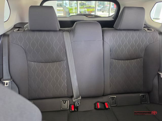 Toyota Corolla Cross LE 2025