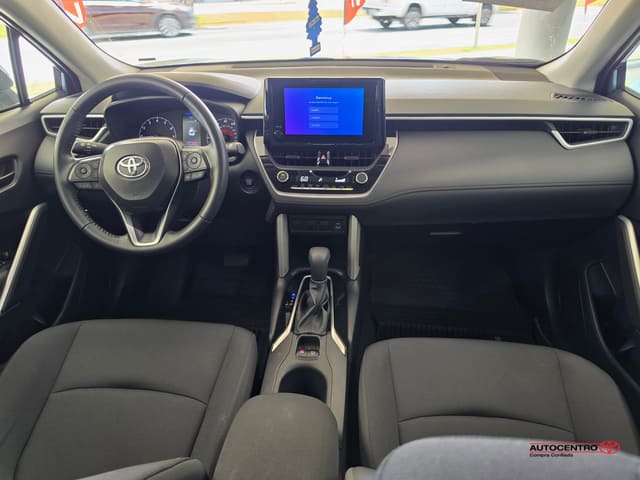 Toyota Corolla Cross LE 2025