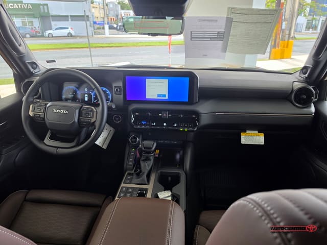 Toyota Land Cruiser 4WD WAGON HYBRID 2027