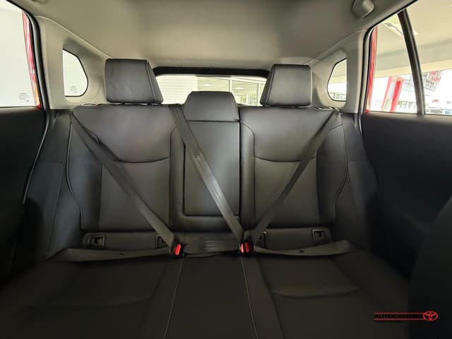 Toyota Corolla Cross XLE 2026