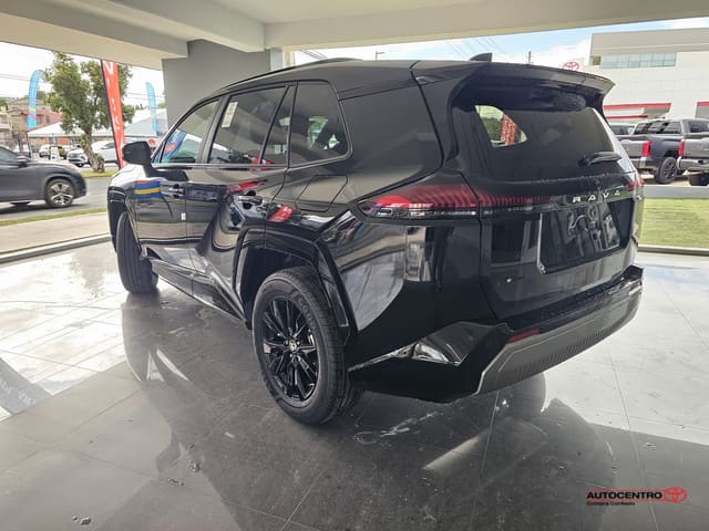 Toyota RAV4 SE 2026