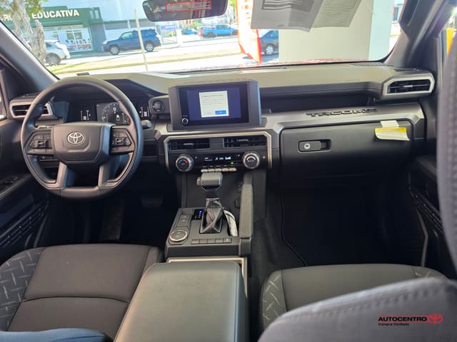 Inventario 115 Toyota Tacoma 2WD SR5 4X2 DCAB L4 8AT 2026