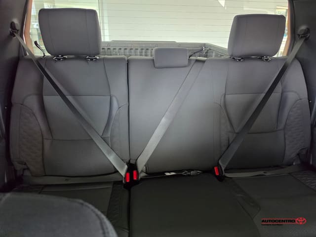 Inventario 109 Toyota Tundra 4WD SR CrewMax 5.5' Bed 2026