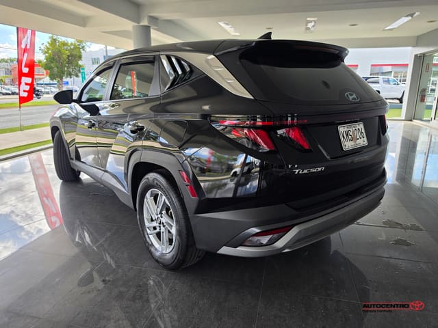 Hyundai Tucson SE 2025