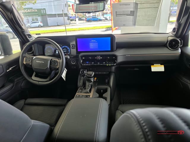 Inventario Nuevos 9 Toyota Land Cruiser 4WD WAGON HYBRID 2027