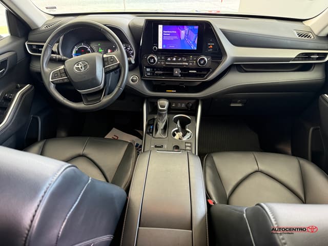 Toyota Highlander XLE 2024