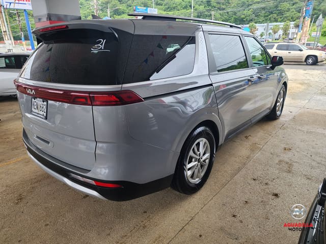 2024 Kia Carnival LX