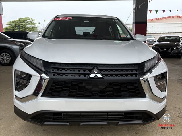2025 Mitsubishi ECLIPSE CROSS ES