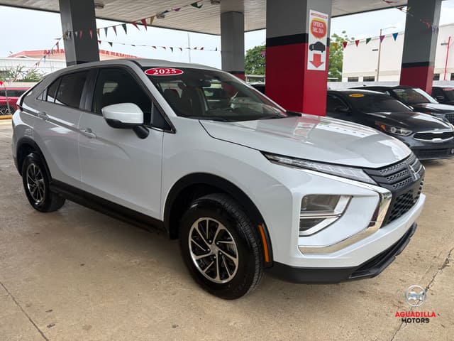 2025 Mitsubishi ECLIPSE CROSS ES