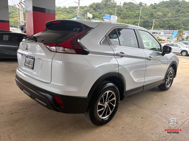 2025 Mitsubishi ECLIPSE CROSS ES