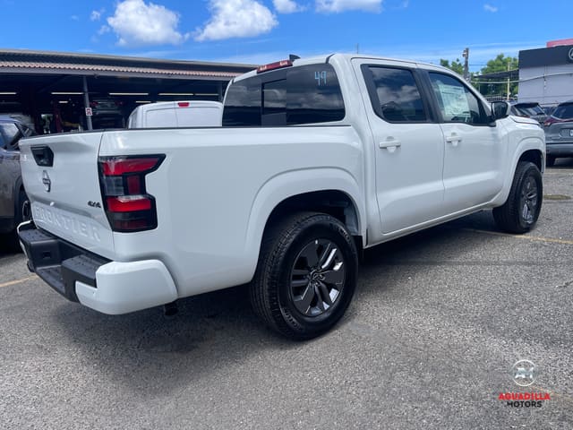 2026 Nissan Frontier SV 4X4
