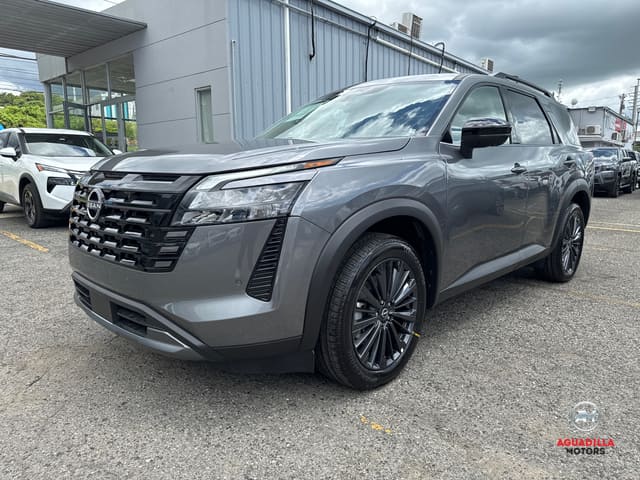 2026 Nissan Pathfinder SL