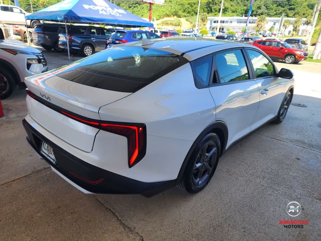 2025 Kia K4 LX