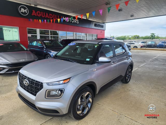 2025 Hyundai Venue SE