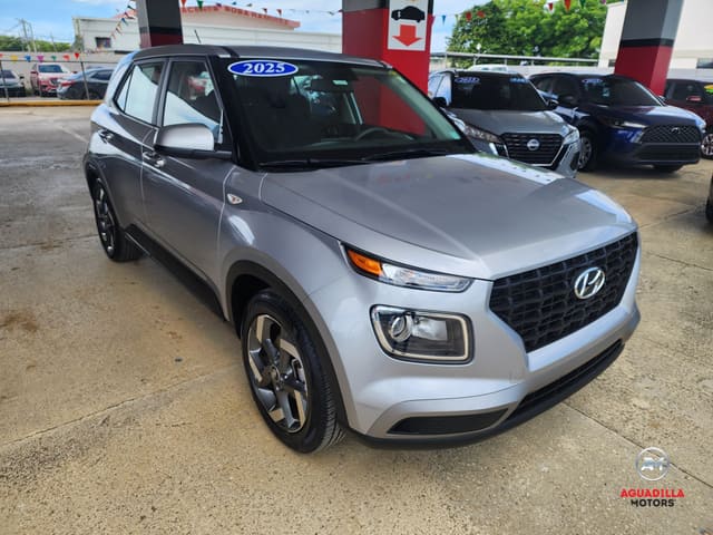 2025 Hyundai Venue SE